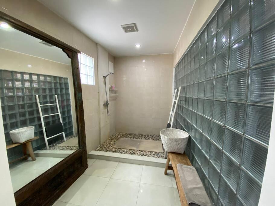 Dharsan Villa *